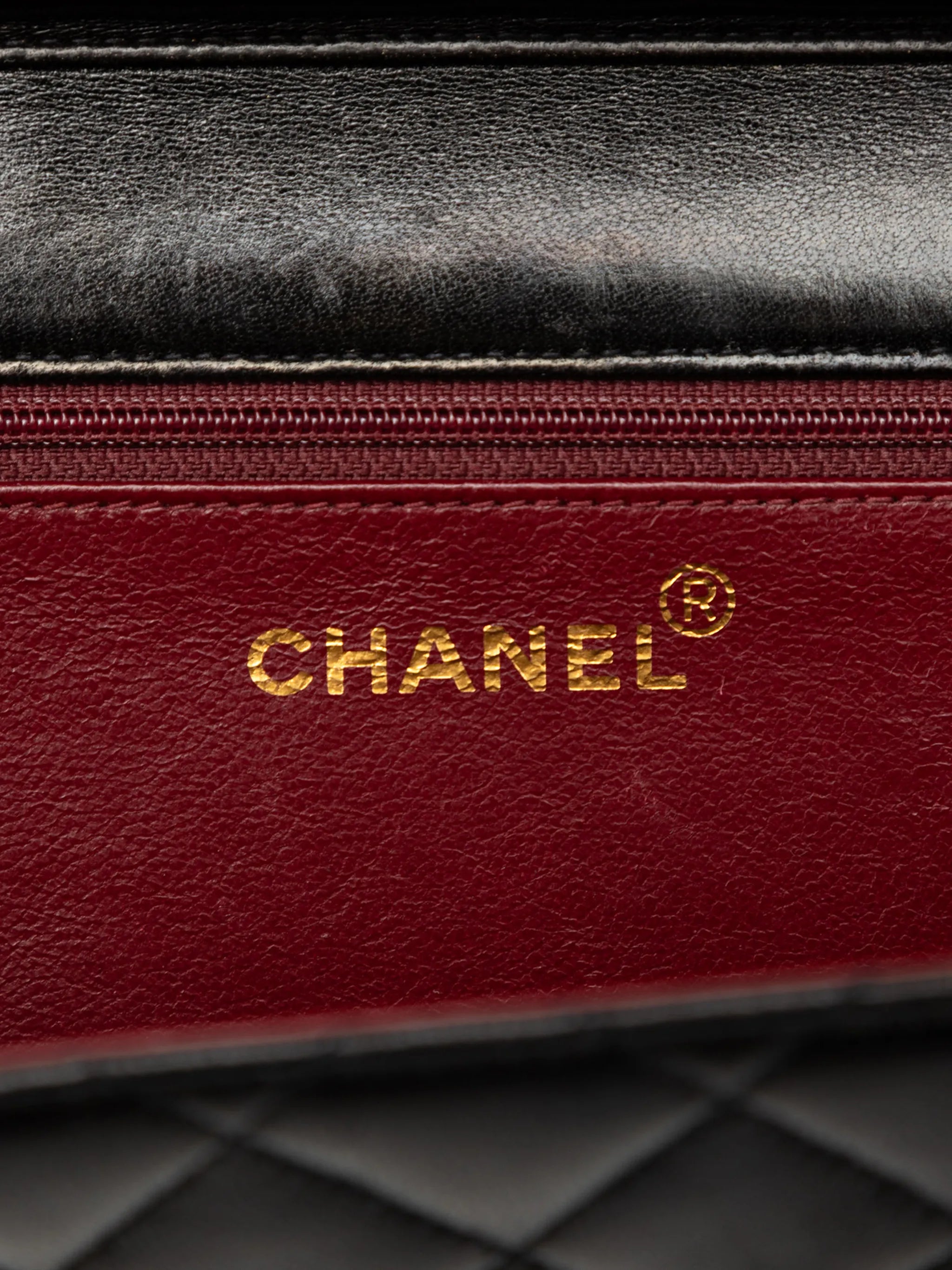 CHANEL - Pre-Owned 1991-1994 Medium CC Quilted Lambskin Single Flap Shoulder Bag